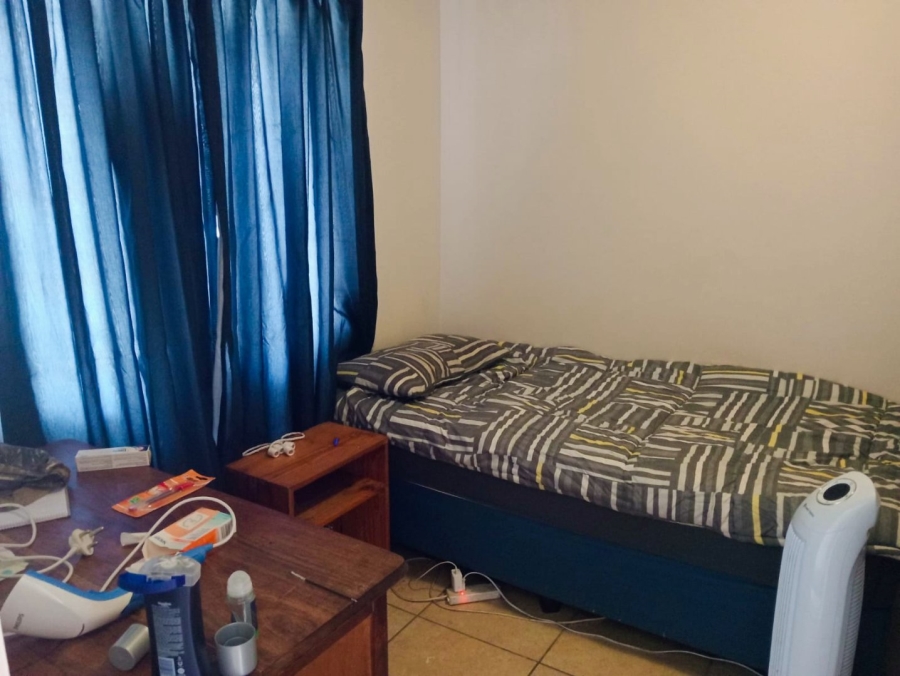 To Let 1 Bedroom Property for Rent in Bult South North West